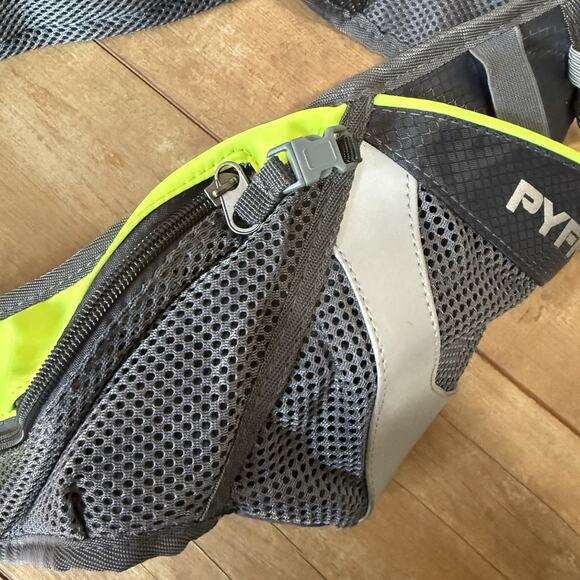 PYFK Running Hydration Belt Reflective Water Bottle Holder Pouch Adjustable - Picture 6 of 7